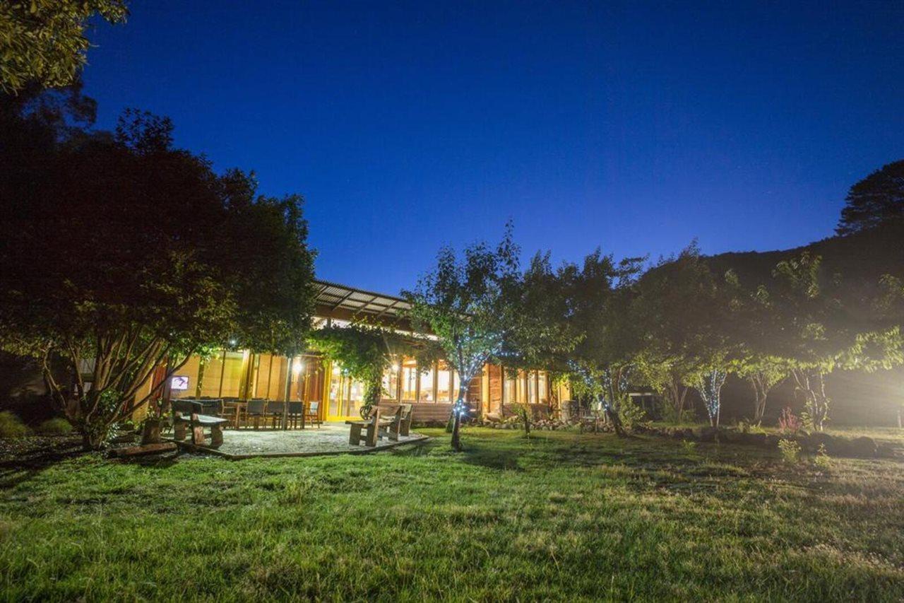 Yha Grampians Eco, Halls Gap Hostel Exterior photo