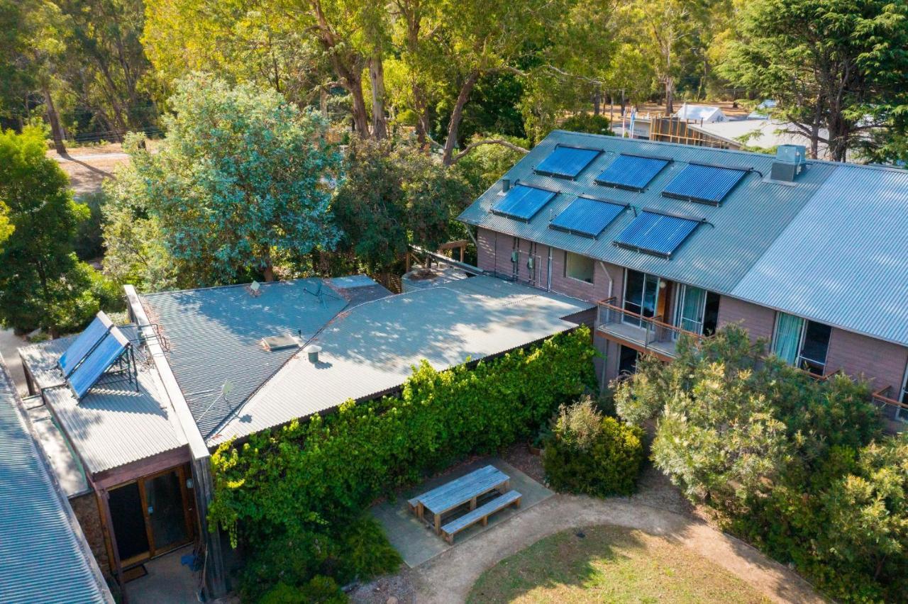 Yha Grampians Eco, Halls Gap Hostel Exterior photo