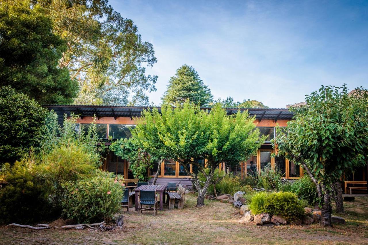 Yha Grampians Eco, Halls Gap Hostel Exterior photo